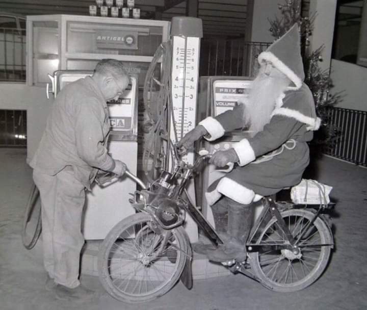 Père Noël Artiste en coulisse
