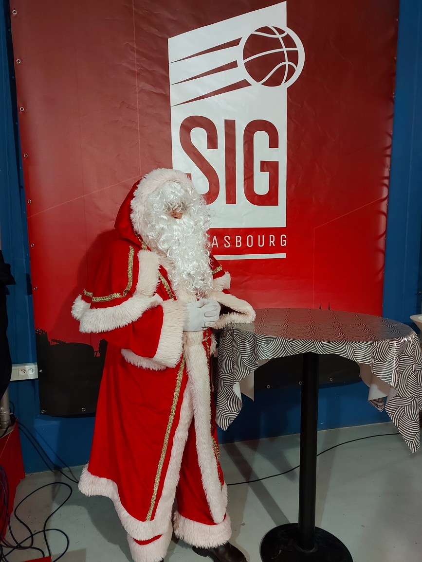 Père Noël Artiste en coulisse