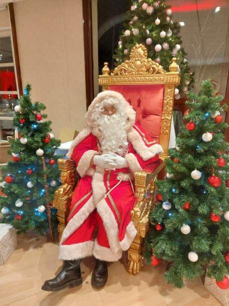Père Noël Artiste en coulisse