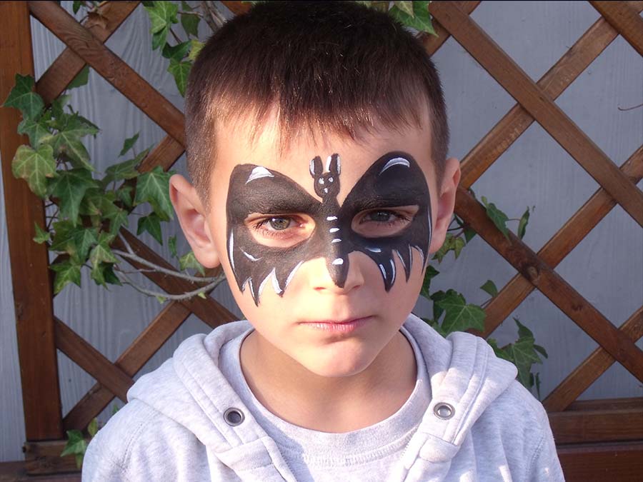 Maquillage enfant jeune garçon chauve-souris Artiste en Coulisse